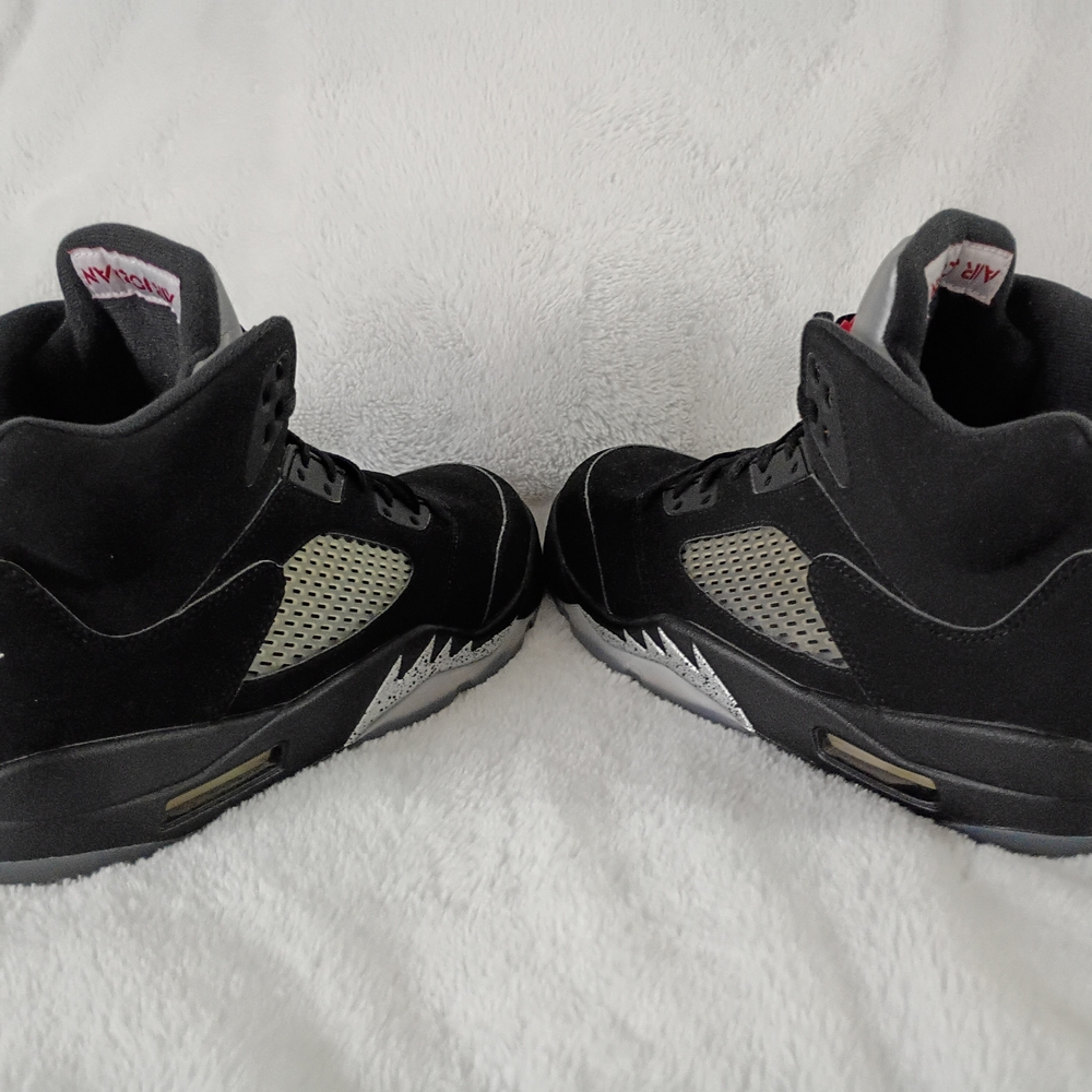 Size 10 - Jordan 5 OG Mid Metallic Silver
